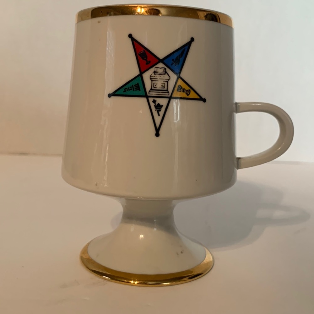 Masonic, EASTERN STAR pedestal  coffee cup. VILETTA’S ARTS. PERFECT GOLD RIM.